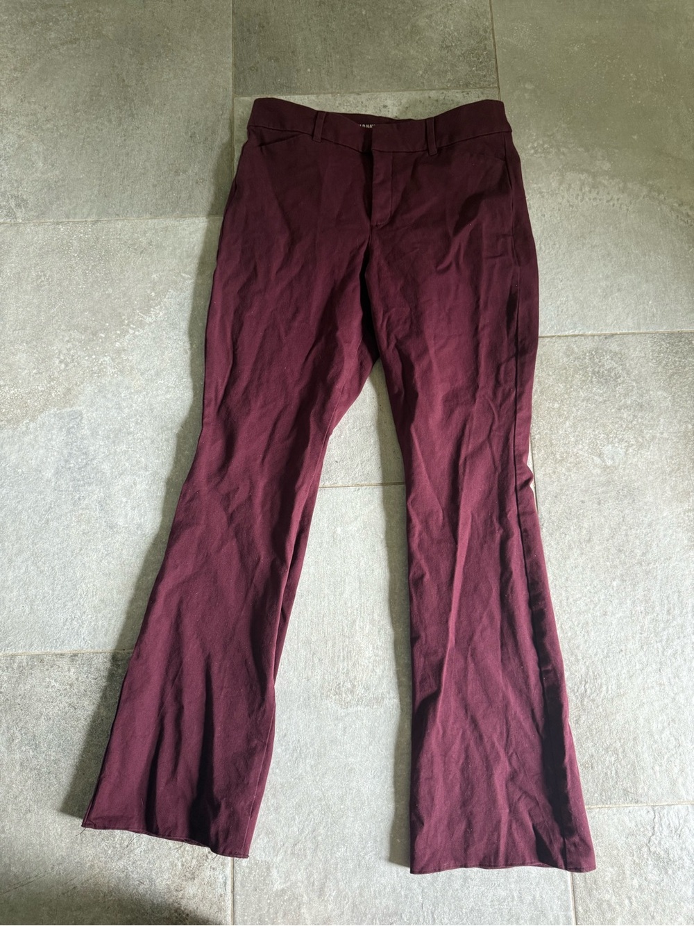 Old Navy Women's pixie flare high rise maroon Pants